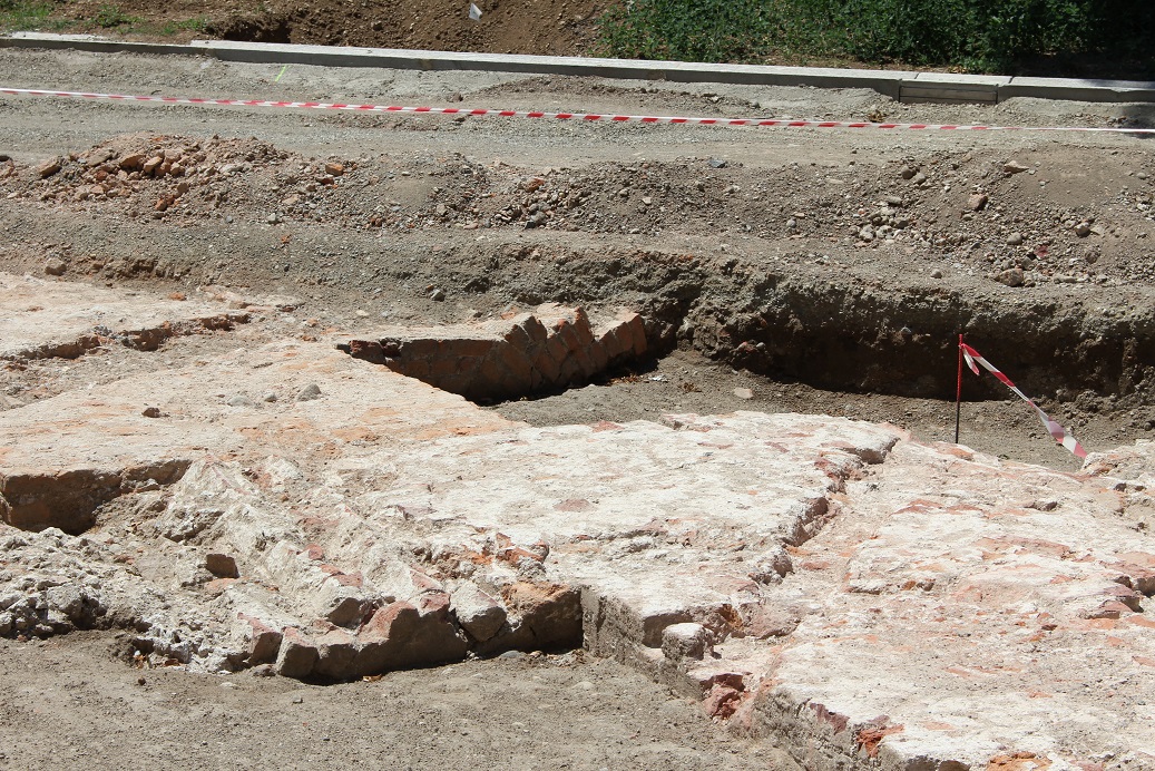 Milano Piazza Castello scavi sulla Fortezza Reale