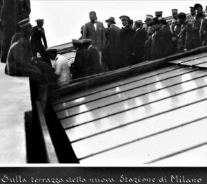 Agosto 1931 con la Nuova Stazione Centrale di Milano e la più grande esercitazione aerea del Mondo